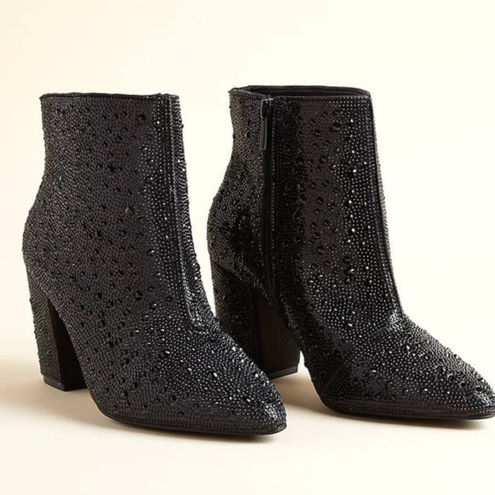 Torrid 9.5WW Wide Width Betsey Johnson Black Rhinestone‎ 3.5" Heel Bootie Boots